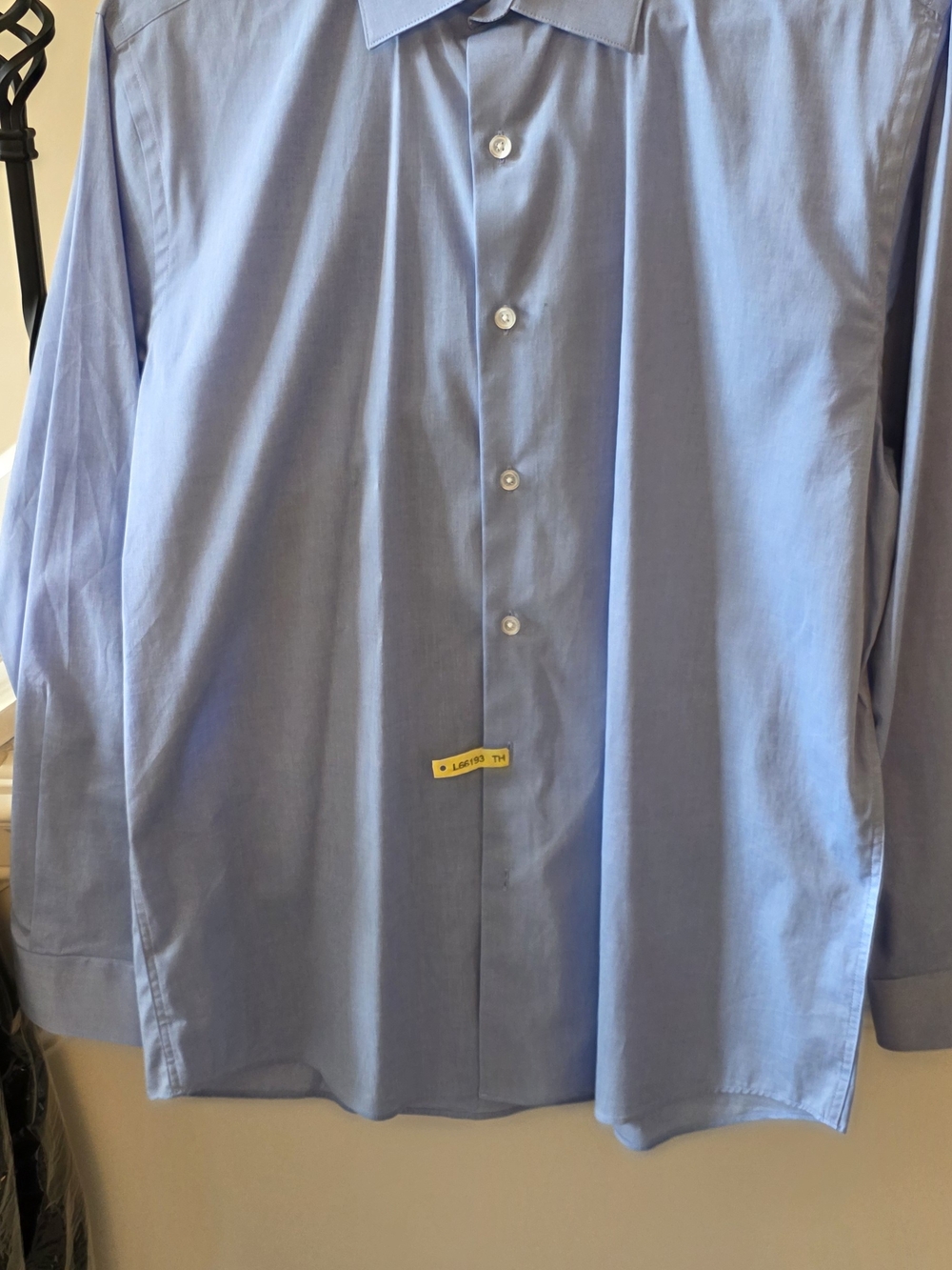 Apt. 9 Men's Light Blue Dress Shirt - Button Front